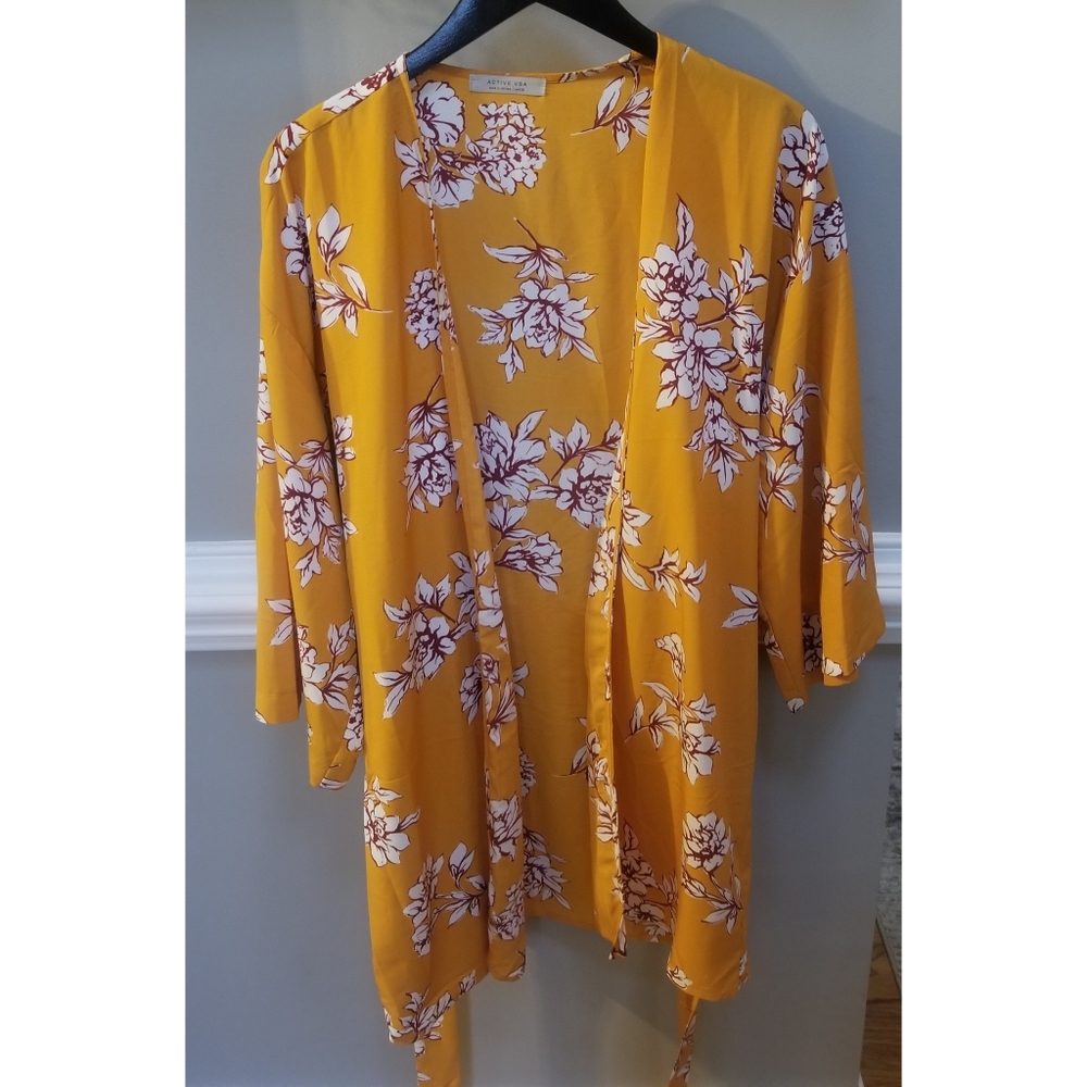 Active USA kimono